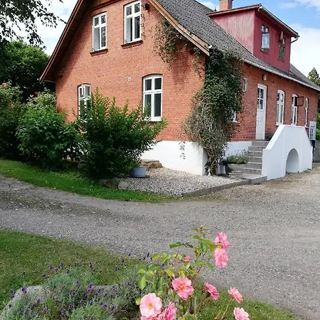 Homestay Stort Lyst Vaerelse Direkte Til Ohavssti, Herregardsrute Og International Cykelrute Svendborg